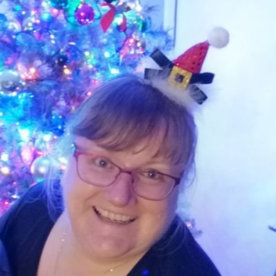 FionaCl89946860's profile picture. Glass half full