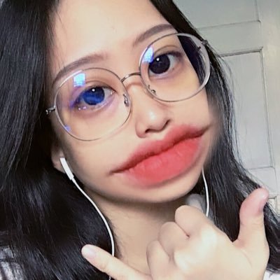 debomayyen's profile picture. 🥀