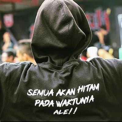 arknfaiz's profile picture. ada yang tegak tapi bukan keadilan