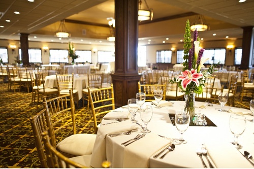 RoseCreekOKC's profile picture. Oklahoma's Premiere Golf and Country Club, now booking your wedding or special event!

Also home to Trellis Bar and Grill, open to the public!