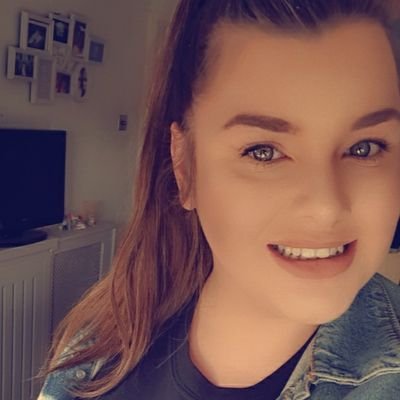 mrssuzanne16's profile picture. Working hard, living life 👍
28, truckers wife, ballet dancer, gardner & momma to 2 doggos 🐶