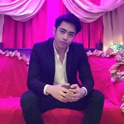 JulesBakeshop's profile picture. duday