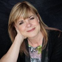 Ann Elliott - @AnnElli52032213 Twitter Profile Photo