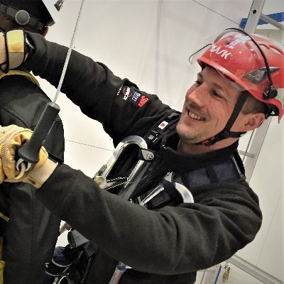 Training manager Working at Heights and Confined Spaces @3M. Aviation enthusiast, glider pilot, Voluntary Firefighter (cpl) and EMT.