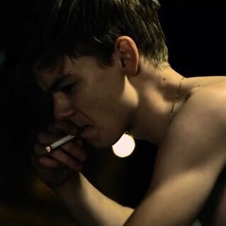 neilkyns's profile picture. 𝘧𝘰𝘳 𝘪𝘧 𝘵𝘩𝘦 𝘥𝘢𝘳𝘬 𝘳𝘦𝘵𝘶𝘳𝘯𝘴 𝘵𝘩𝘦𝘯 𝘮𝘺 𝘣𝘳𝘰𝘵𝘩𝘦𝘳𝘴 𝘸𝘪𝘭𝘭 𝘥𝘪𝘦. (a)