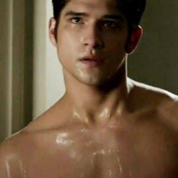 Teenwolfzoo's profile picture. 🏳️‍🌈 👬 🕉  Hindu
🧘‍♂️🙎‍♂️