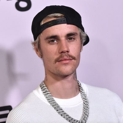 Justin beiber is my idol 🥰🥰🥰🥰😘😛😋🤩🤩🥺🤗🙈 ❤️ ❤️ ❤️