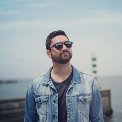 Versión Original, PhD, NetOps engineer at Arsys/Ionos, lecturer at Tecnun (Universidad de Navarra)