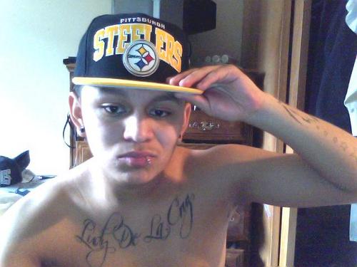 Still_Ricky's profile picture. 20 year old just living life.