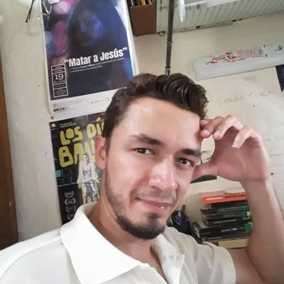 Descomplicado, lo mejor de la vida es gratis, lector caprichoso y sobre todo amante del buen futbol y la buena comida!