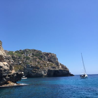 MiriamLazaro11's profile picture. En permanente búsqueda de la verdad. Aprendiendo algo nuevo todos los días. Deseando creer en que aún hay gente con humanidad.