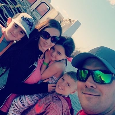 Shafer5The's profile picture. Shafer Family; Party of 5