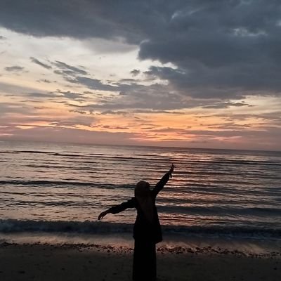 khuzainidaughtr's profile picture. 