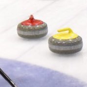 医学部と全学合同で活動中 🥌練習日【11月~3月】週2 水曜、日曜【4月～10月】月2／ 新入部員募集中！！詳しい活動内容はコチラ→@akitadaicurling #春から秋田大学 ＃春から秋医