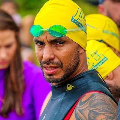 🇧🇷
➡Triathlete 🏊🏾🚴🏾🏃🏾
➡ Professor de Educação Física 👨🏾🏫
➡ Turismólogo 👨🏾🎓