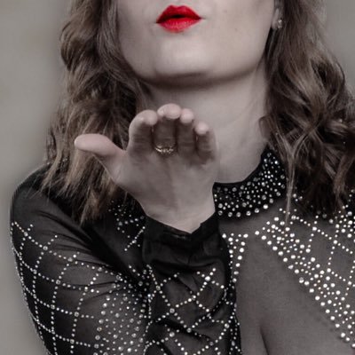 RealMizCherie's profile picture. Curvy. Sexy. Flirty. Will you support your favorite high school teacher?  💓100% Response Rate 💓No PPV 💓Custom Videos 💞Se Habla Español