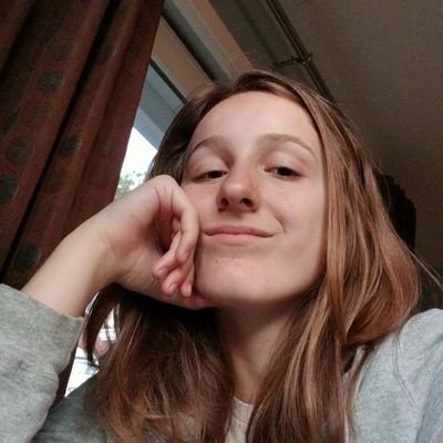 _emdino_'s profile picture. 🥏 she/her