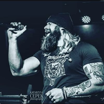 mattjimmyjames's profile picture. Lead singer of your mom&#039;s favorite band @blacktopmojo🎙New record out Aug 13 https://lnk.to/BlacktopMojo— Free Livin&#039; ▪︎ Rock and Rollin&#039; ▪︎ Road Trippin&#039;