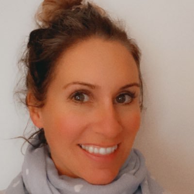 thelittletavern's profile picture. Self employed business owner of a mobile bar and street food and a food shack on the beach. If you’re not smiling, dance, drink, anything- make it happen!