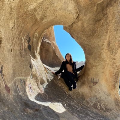 Genessy17's profile picture. Vegan animal rights activist🌱. South Bay☀️SoCal🌊. Animal lover🐄🐖🐶🐰🐱. World peace.💗🌎🌍🌏