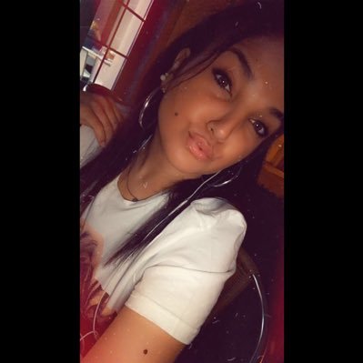 fsenaosei's profile picture. Tudo o que é muito acessível é desvalorizado.