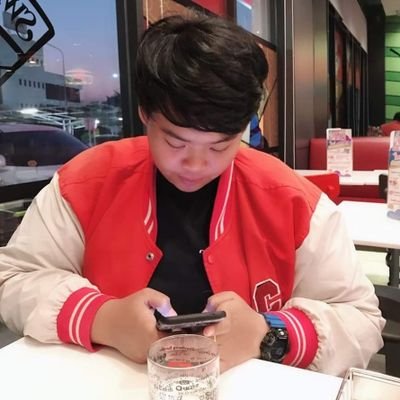 Nuttanit34's profile picture. 