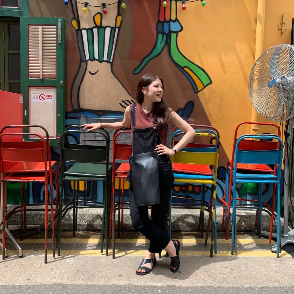 __aaua's profile picture. 