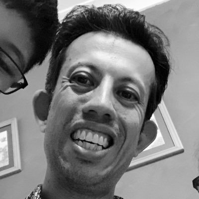 TimYi12's profile picture. Husband. Father. Pharmacist. Christian.