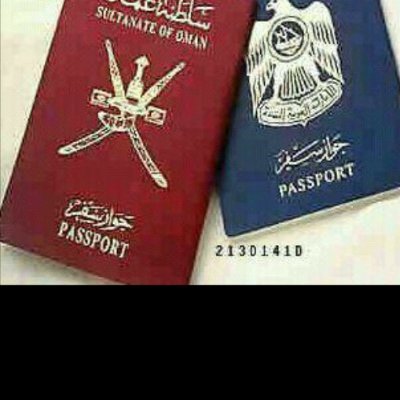 تعآل مآحولگ سوّى قلب مغلـيگ
مآ دآم ريح آلشوّق ، صوبي تهـبّگ
لآ تزعل إن شفت العوآذل تعـآديك