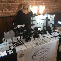 Anne Tindal(@SilverCraftistr) 's Twitter Profile Photo