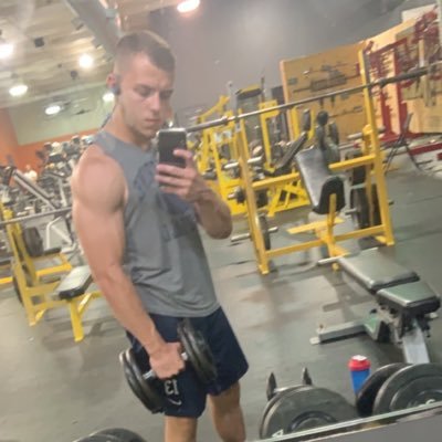 Hunter_west2's profile picture. Bentonville West  Football RB Living life