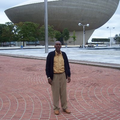 Somali. Father of 6. Polyglot. RCSD Employee. Community Activist. Business Owner.  “To transform the world, help people, lift others up, change lives.”