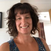 Karen tompsett - @tompsett_karen Twitter Profile Photo