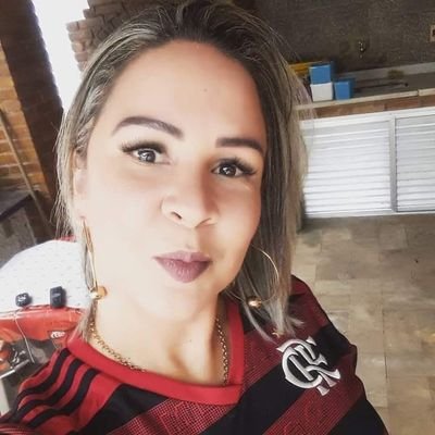 cicajansen's profile picture. Inteligente, criativa e charmosa, com ar elegante e distinto.