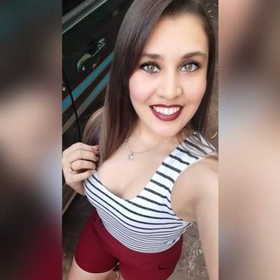 No estoy segura si pienso lo que escribo o escribo lo que pienso 
🇵🇾
