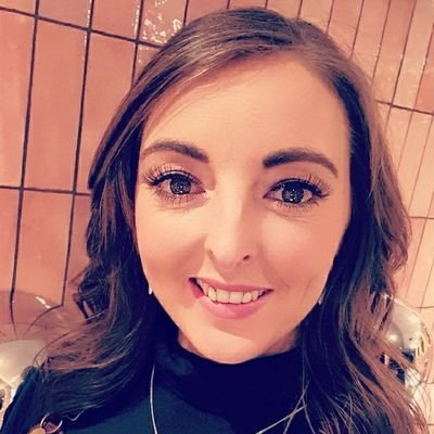 jillianhart89's profile picture. 