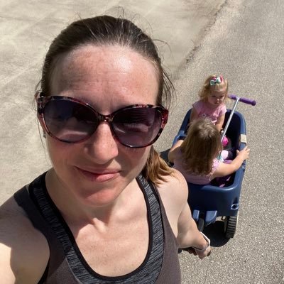 Wife, Mama of 3, Teacher, Health and Fitness Coach and Enthusiast, Lover of God, people, learning, and life!