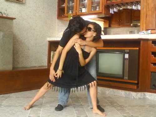 aov_10's profile picture. 