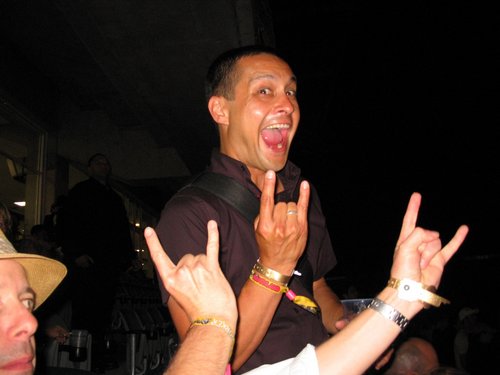 scottkara's profile picture. Music is my religion, family is my life, work @boydpr_nz