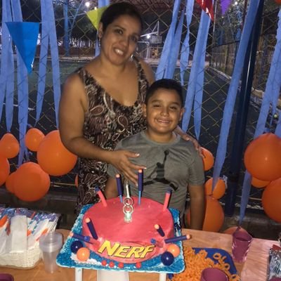 Khadija2012477's profile picture. 