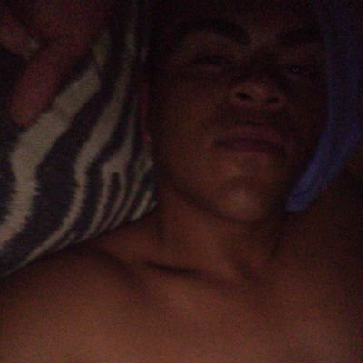 Anderson_B9889's profile picture. Jacaré parado vira bolsa de madame.🐊
#ChegaJunto #EmBscdConhecimento















 1999 - RR 🇧🇷.