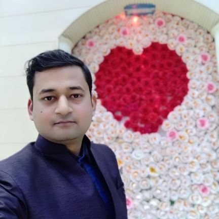 A lecturer by profession🎓
A proud bhartiya by heart❤
A gentleman by nature👨💻