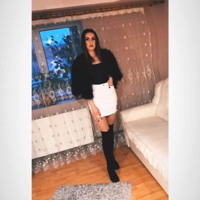 julietj74025574's profile picture. Hardworking and honest woman