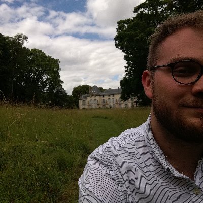 ▪️Chef de la cellule patrimoine des cimetières de la Ville de Paris
▪️Docteur en histoire de l'art @EPHE_fr
{Tweets personnels}