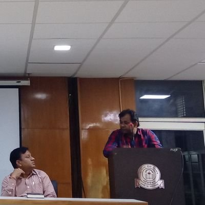 Environment/RTI Activist. Formerly Correpondent in PTI, Amar Ujala, Pratham Pravakta,
