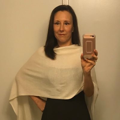 Bridal consultant extraordinaire, wife, mom, and dog-lover
