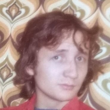 francislombard2's profile picture.