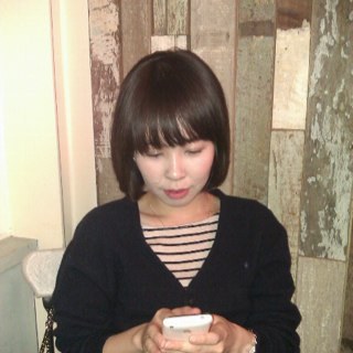 lovehyoo's profile picture. 