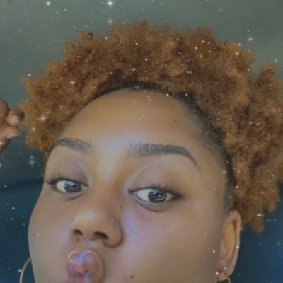 s_hunnybee's profile picture. 