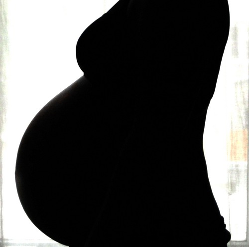 Tweeting the unfiltered thoughts of Post-Partum Depression & Miscarriage to help break the silence & show others that they are NOT alone in this.
